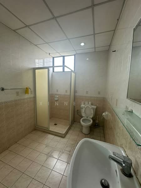 Kondominium untuk Disewa di Sri Pangkor Condominium - Xinnee . - Bathroom - PropertyGuru.com.my