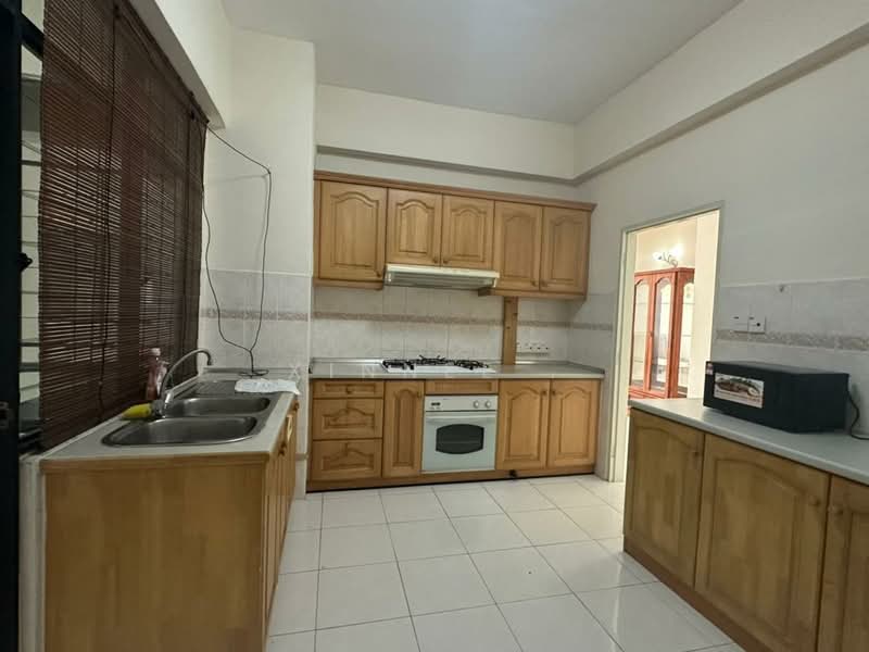 Kondominium untuk Disewa di Sri Pangkor Condominium - Xinnee . - Kitchen - PropertyGuru.com.my