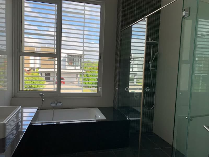 Semi-Detached House for Sale in East Ledang (Iskandar Puteri (Nusajaya)) - Celine Yong - Bathroom - PropertyGuru.com.my