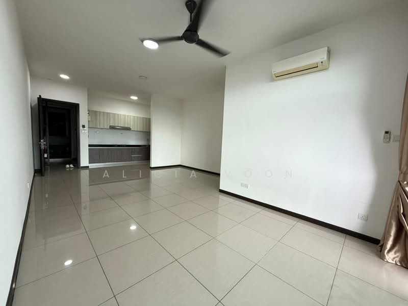 Servis Apartment untuk Dijual di Molek Regency - Alicia Voon - Living Room - PropertyGuru.com.my