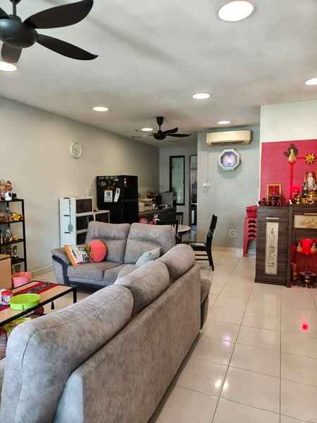 2-storey Terraced House for Sale in Johor Bahru (Johor) - Sharon Ng - Living Room - PropertyGuru.com.my