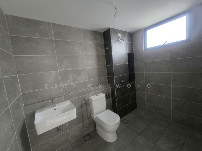 Rumah Teres 2 Tingkat untuk Dijual di Iskandar Puteri (Nusajaya) (Johor) - Derrick Wong - Bathroom - PropertyGuru.com.my