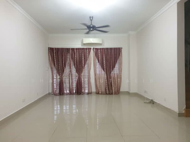 2-storey Terraced House for Sale in Presint 18 (Putrajaya) - Shafiq Muttalib - Living Room - PropertyGuru.com.my