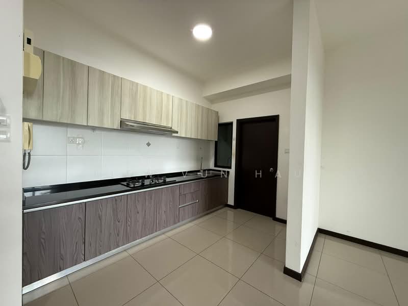 Servis Apartment untuk Dijual di Molek Regency - Liew Vun Hau - PropertyGuru.com.my