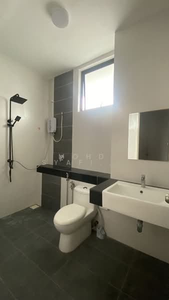 Rumah Teres 2 Tingkat untuk Disewa di Semenyih (Selangor) - Mohd Syafie Bin Borhan - Bathroom - PropertyGuru.com.my
