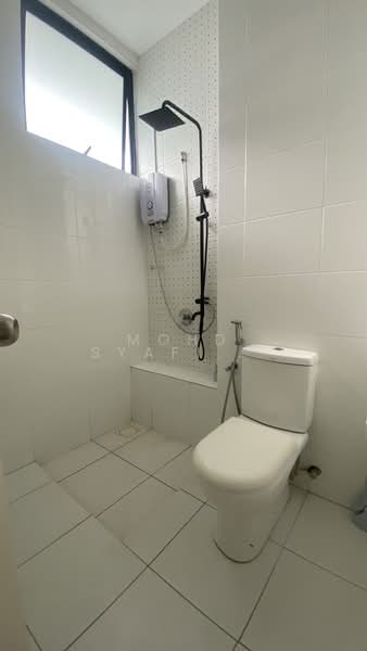 Rumah Teres 2 Tingkat untuk Disewa di Semenyih (Selangor) - Mohd Syafie Bin Borhan - Bathroom - PropertyGuru.com.my