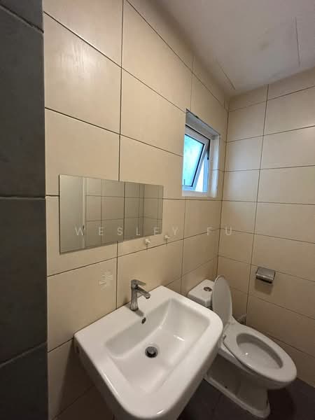 Condominium for Sale at The Holmes 1 - Wesley Fu - Bathroom - PropertyGuru.com.my