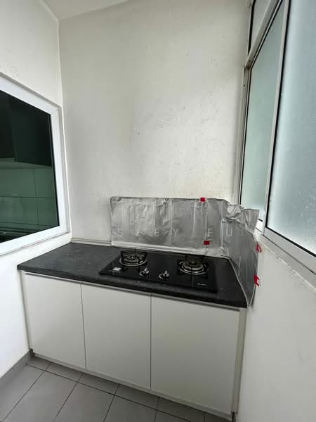 Condominium for Sale at The Holmes 1 - Wesley Fu - Kitchen - PropertyGuru.com.my