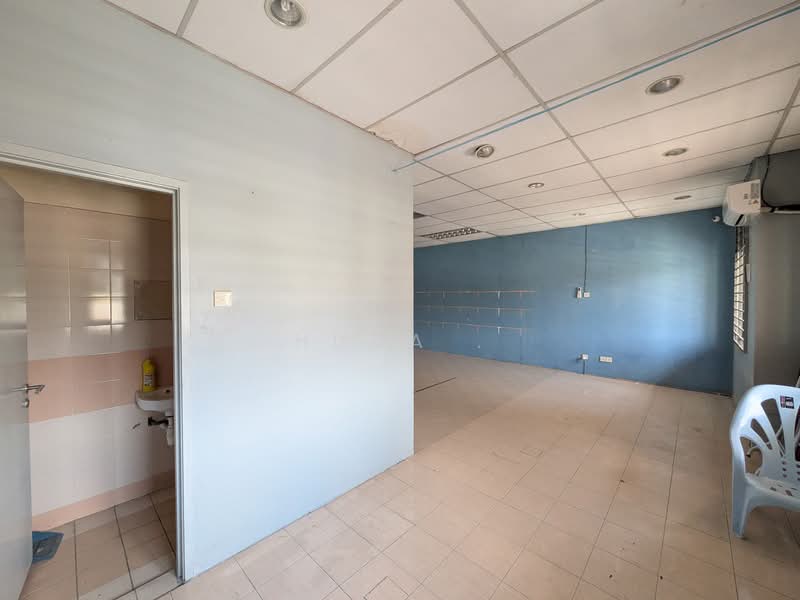 Pejabat untuk Disewa di Putrajaya (Putrajaya) - Huda . - Bathroom - PropertyGuru.com.my