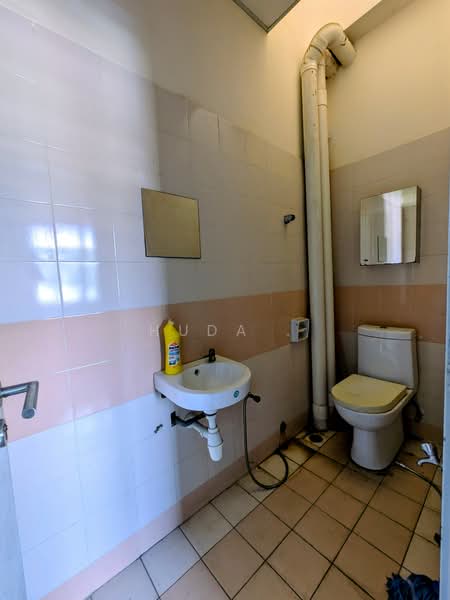 Pejabat untuk Disewa di Putrajaya (Putrajaya) - Huda . - Bathroom - PropertyGuru.com.my