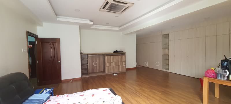 Upper Office