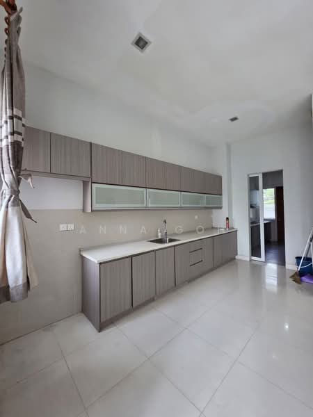 Semi-Detached House for Sale in Petaling (Selangor) - Anna Goh - Kitchen - PropertyGuru.com.my