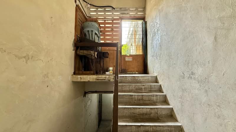 Kedai untuk Dijual di Taman Nirwana (Ampang) - Siti Zuraini - Entrance - PropertyGuru.com.my