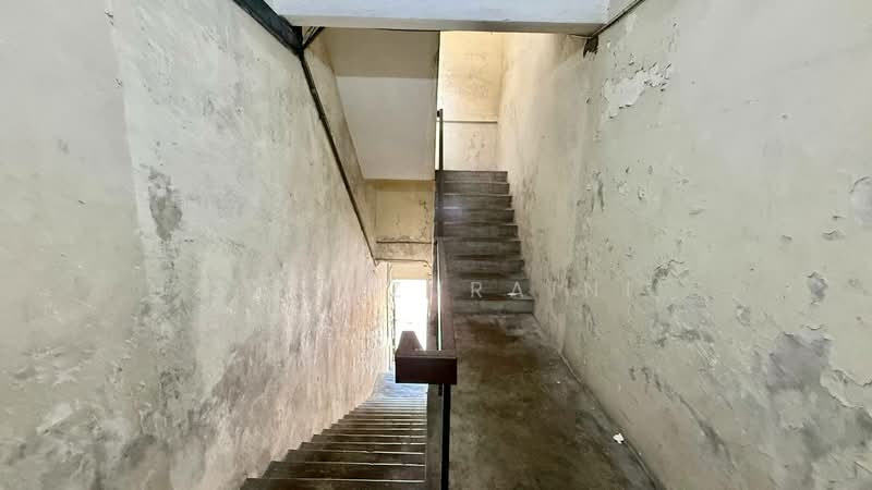 Kedai untuk Dijual di Taman Nirwana (Ampang) - Siti Zuraini - Corridor - PropertyGuru.com.my