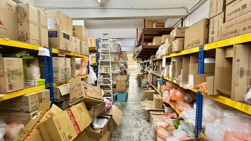Kedai untuk Dijual di Taman Nirwana (Ampang) - Siti Zuraini - Interior - PropertyGuru.com.my