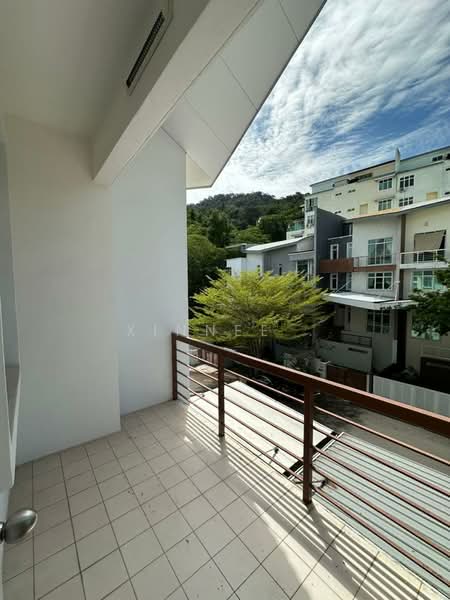 3-storey Terraced House for Rent in Tanjung Bungah (Penang) - Xinnee . - Balcony - PropertyGuru.com.my