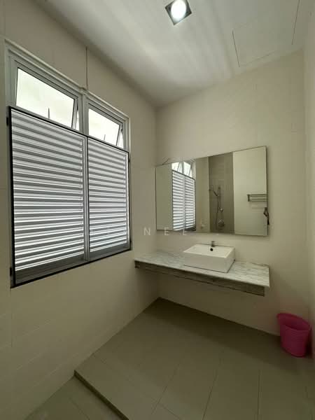 3-storey Terraced House for Rent in Tanjung Bungah (Penang) - Xinnee . - Bathroom - PropertyGuru.com.my