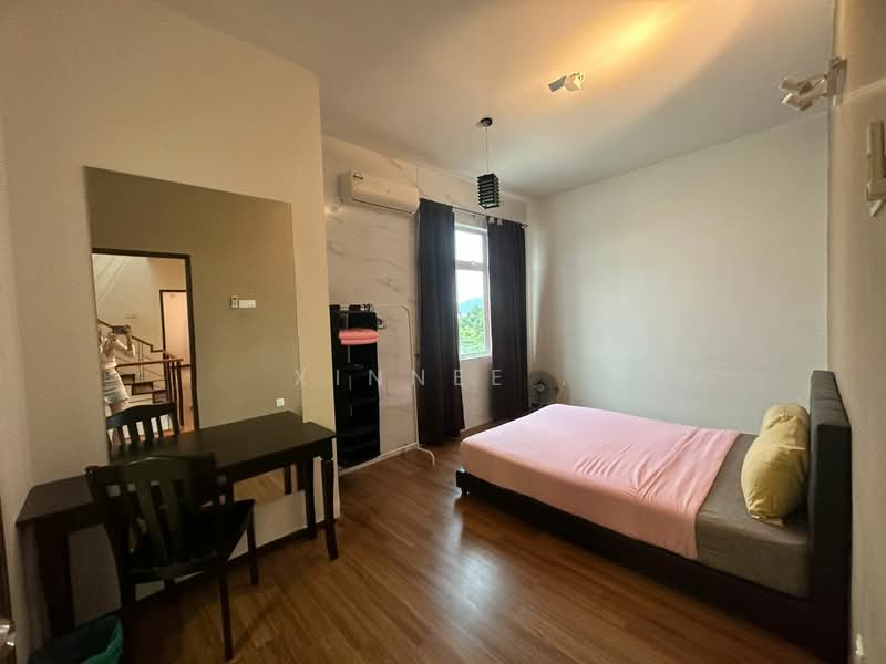 3-storey Terraced House for Sale in Tanjung Bungah (Penang) - Xinnee . - Bedroom - PropertyGuru.com.my