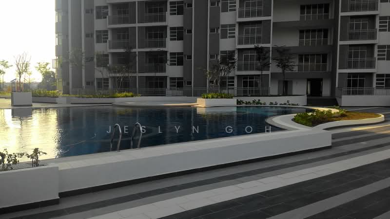 Kondominium untuk Dijual di Scott Towers @ Larkin JB - Jeslyn Goh - Exterior - PropertyGuru.com.my