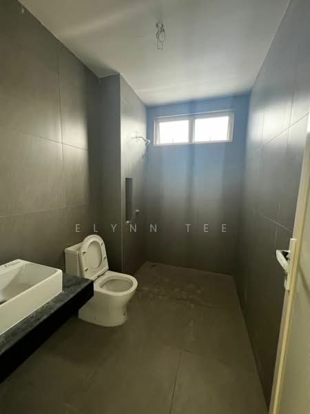 Rumah Teres 3 Tingkat untuk Dijual di Butterworth (Penang) - Elynn Tee - Bathroom - PropertyGuru.com.my
