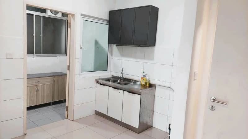 Condominium for Sale at The Holmes 2 - Wesley Fu - Kitchen - PropertyGuru.com.my