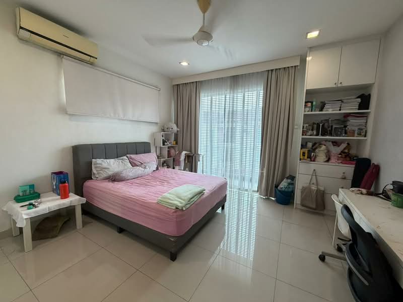3-storey Terraced House for Sale in Seksyen U15 (Shah Alam) - Anna Goh - Bedroom - PropertyGuru.com.my