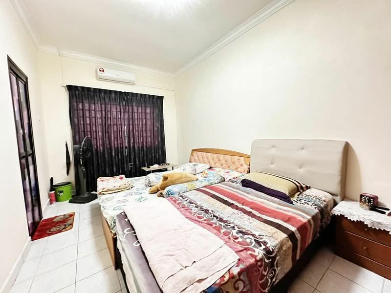 2-storey Terraced House for Sale in Skudai (Johor) - Fion Lee - Bedroom - PropertyGuru.com.my