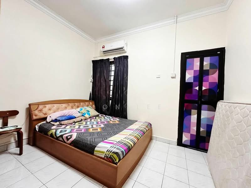 2-storey Terraced House for Sale in Skudai (Johor) - Fion Lee - Bedroom - PropertyGuru.com.my