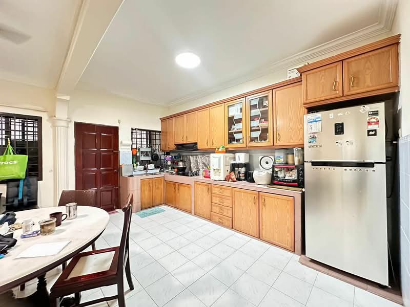 2-storey Terraced House for Sale in Skudai (Johor) - Fion Lee - Kitchen - PropertyGuru.com.my