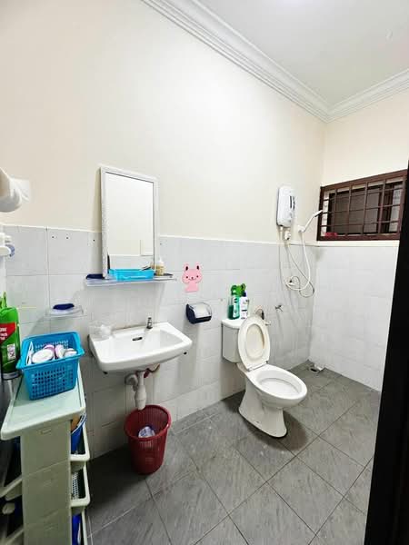 2-storey Terraced House for Sale in Skudai (Johor) - Fion Lee - Bathroom - PropertyGuru.com.my