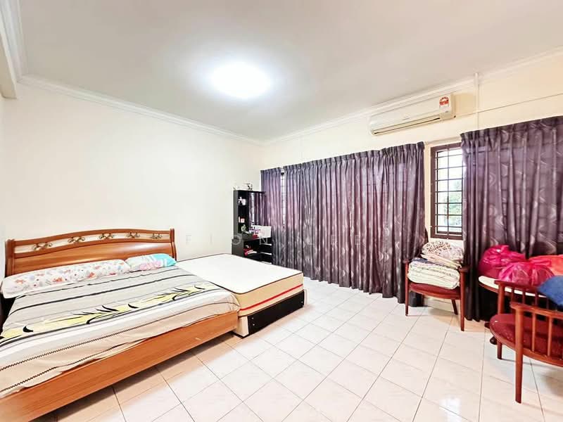 2-storey Terraced House for Sale in Skudai (Johor) - Fion Lee - Bedroom - PropertyGuru.com.my