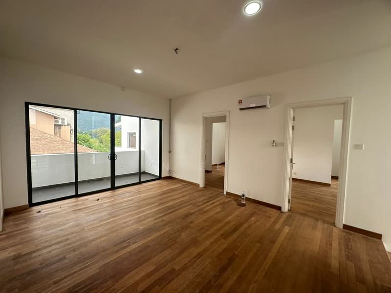 Rumah Banglo untuk Disewa di Taman Scotland (George Town) - Xinnee . - Living Room - PropertyGuru.com.my