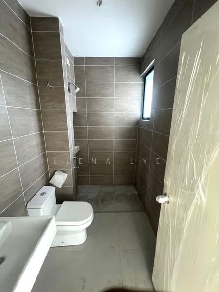 2-storey Terraced House for Sale in Iskandar Puteri (Nusajaya) (Johor) - Elena Lye - Bathroom - PropertyGuru.com.my