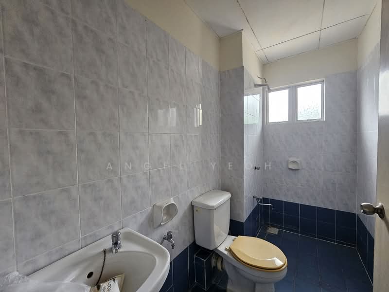 2-storey Terraced House for Sale in Alam Damai (Cheras) - Angel Yeoh - Bathroom - PropertyGuru.com.my