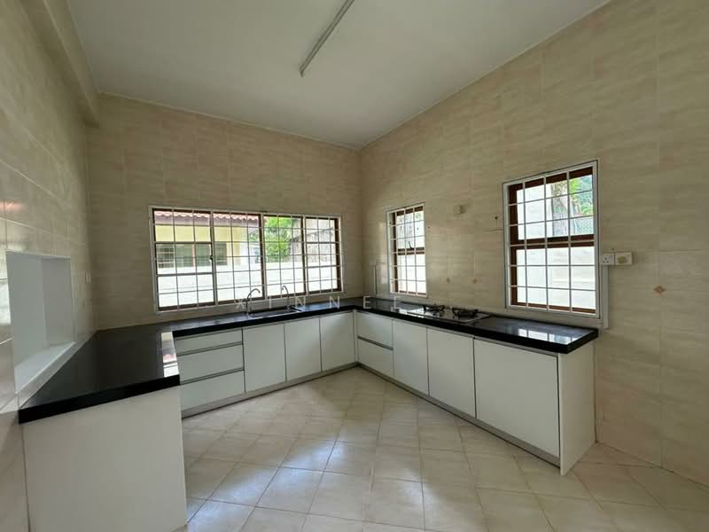 Shop / Office for Rent in Tanjung Bungah (Penang) - Xinnee . - Kitchen - PropertyGuru.com.my