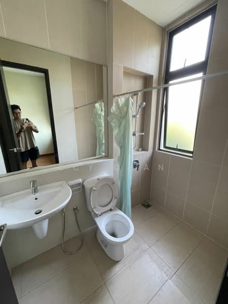 Bungalow for Rent in Seputeh (Kuala Lumpur) - CCY Chan - Bathroom - PropertyGuru.com.my