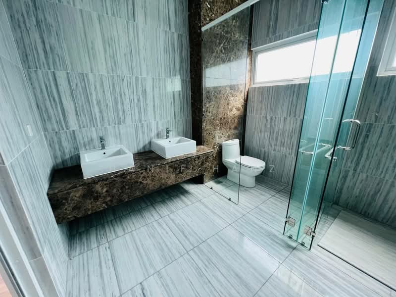 Bungalow for Sale in Ulu Kelang (Selangor) - Hanif Hanz - Bathroom - PropertyGuru.com.my