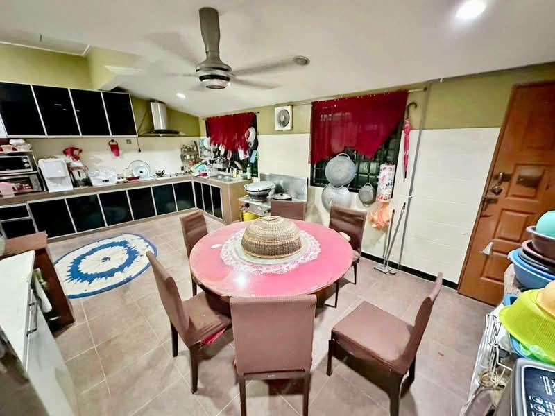 Rumah Teres 1 Tingkat untuk Dijual di Taman Tebrau Jaya (Johor Bahru) - Zira . - Kitchen - PropertyGuru.com.my