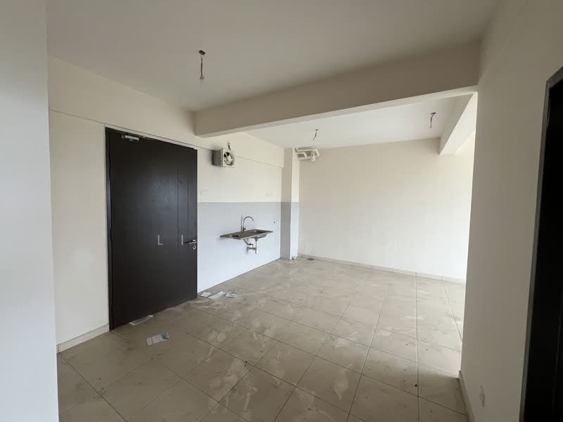 Service Residence for Sale at The Garden Residences - Liza Leong - Kitchen - PropertyGuru.com.my