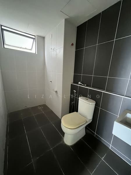 Service Residence for Sale at The Garden Residences - Liza Leong - Bathroom - PropertyGuru.com.my
