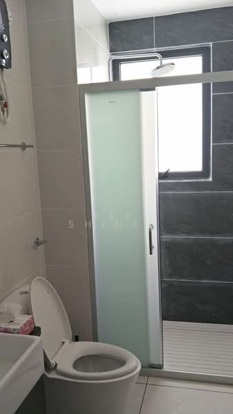 Kondominium untuk Disewa di Bay Point @ Country Garden Danga Bay - Yee Shiuen - Bathroom - PropertyGuru.com.my