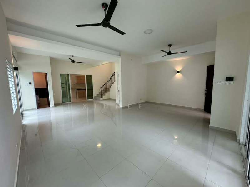 Rumah Berkembar untuk Disewa di Ashley Green (Gelugor) - Xinnee . - Living Room - PropertyGuru.com.my