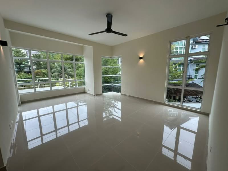 Rumah Berkembar untuk Disewa di Ashley Green (Gelugor) - Xinnee . - Living Room - PropertyGuru.com.my