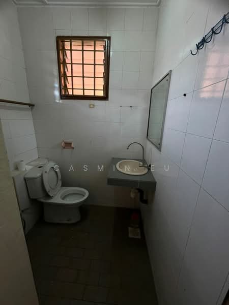 Semi-Detached House for Rent in Johor Bahru (Johor) - Casmin Eu - Bathroom - PropertyGuru.com.my