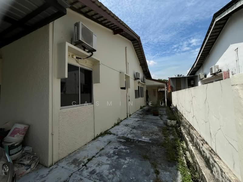 Semi-Detached House for Rent in Johor Bahru (Johor) - Casmin Eu - Exterior - PropertyGuru.com.my