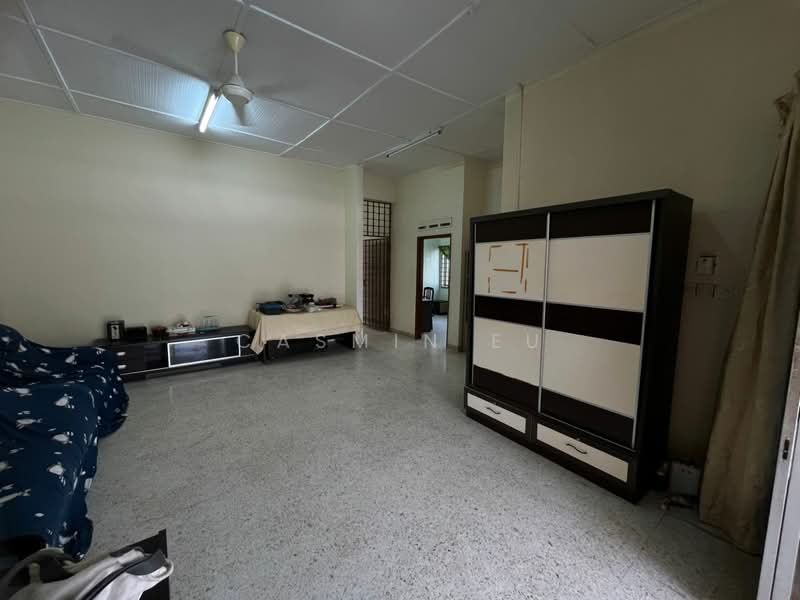 Semi-Detached House for Rent in Johor Bahru (Johor) - Casmin Eu - Living Room - PropertyGuru.com.my
