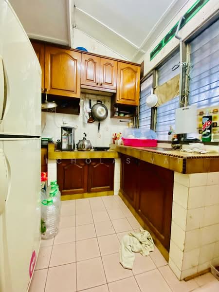 2-storey Terraced House for Sale in Sri Petaling (Kuala Lumpur) - Nicholas Yap - Kitchen - PropertyGuru.com.my