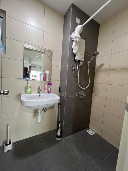 Condominium for Sale at The Holmes 1 - Calvin Loke - PropertyGuru.com.my