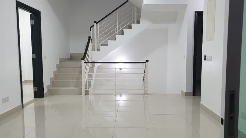 Semi-Detached House for Rent in Sungai Ara (Penang) - Xinnee . - Entrance - PropertyGuru.com.my