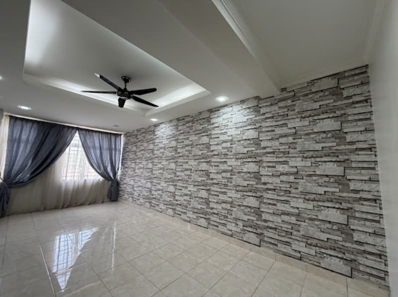 2-storey Terraced House for Sale in Taman Lagenda Mas (Cheras) - Jocelyn Soo - Living Room - PropertyGuru.com.my